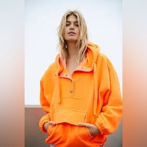 FP Movement Win Me Over Lightweight  Orange Fleece Pullover NWT L